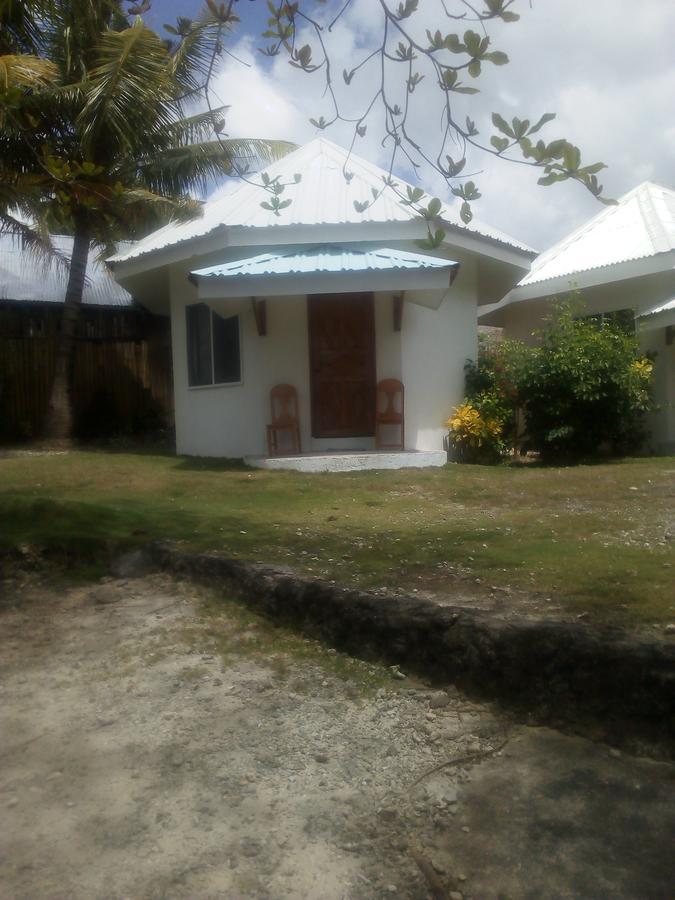 סיקיהור John Lhea Beach Cottages מראה חיצוני תמונה
