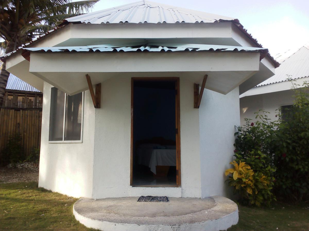 סיקיהור John Lhea Beach Cottages מראה חיצוני תמונה